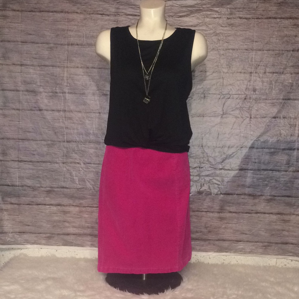 Old Navy Bright Pink Skirt